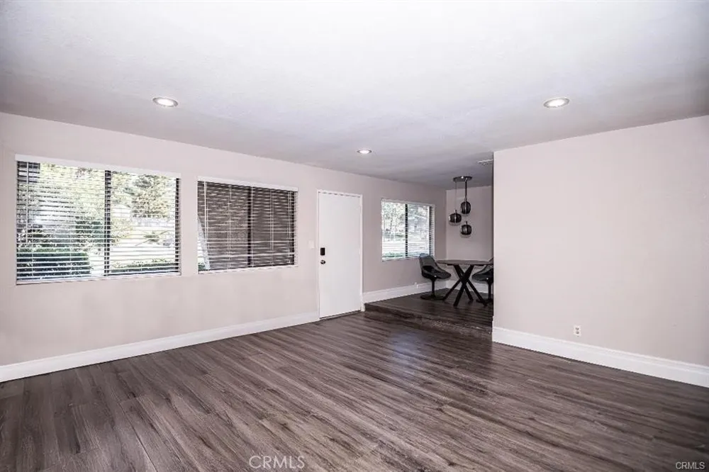 1000 Central #19 Riverside, CA 92507