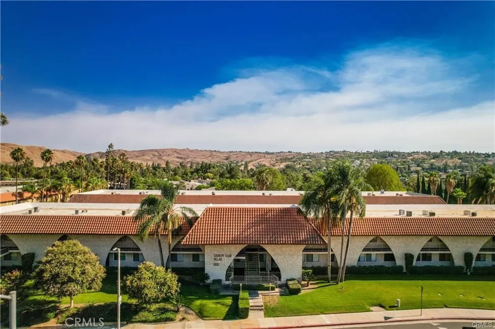 1000 Central #19 Riverside, CA 92507