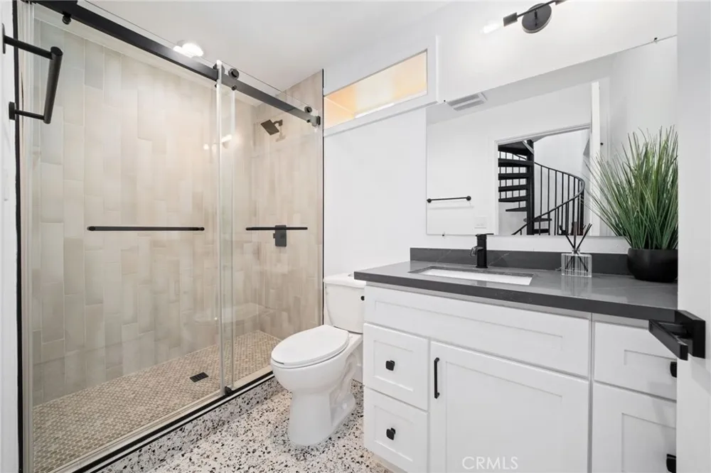 739 W 2nd San Pedro, CA 90731