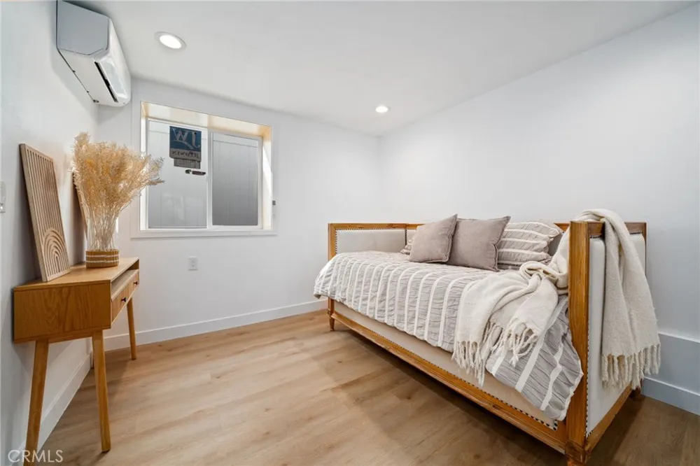 739 W 2nd San Pedro, CA 90731