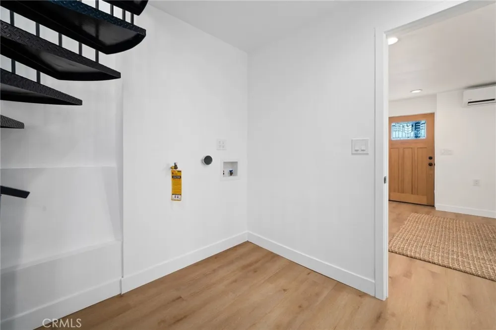 739 W 2nd San Pedro, CA 90731