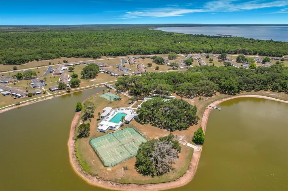 523 CLUB CIRCLE Lake Wales, FL 33898