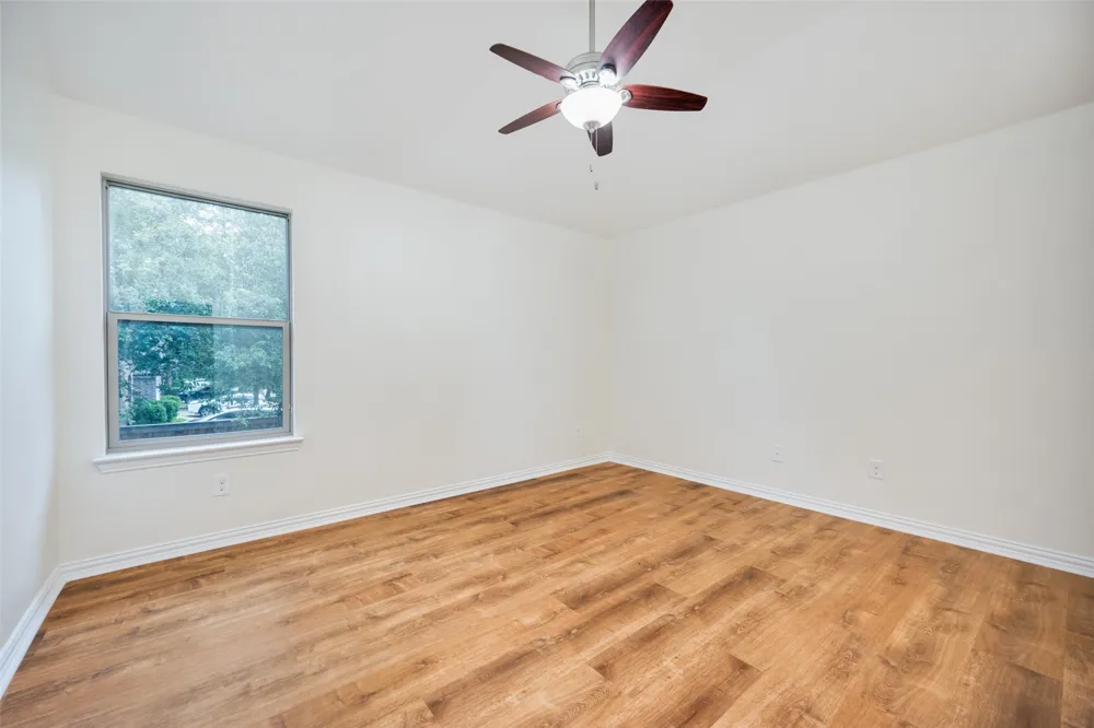 342 Manchester Drive Roanoke, TX 76262