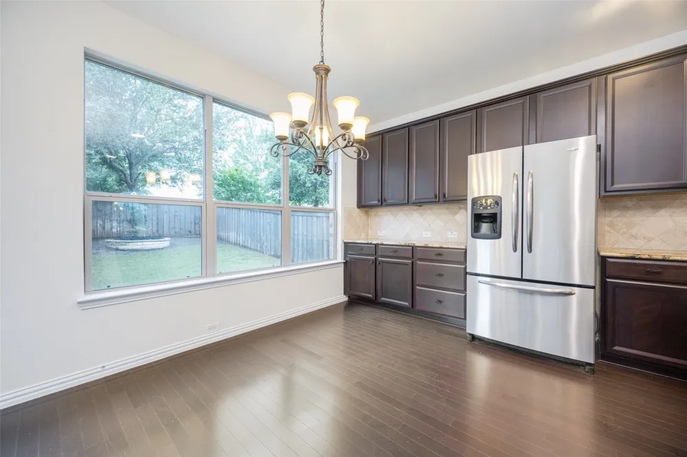 342 Manchester Drive Roanoke, TX 76262