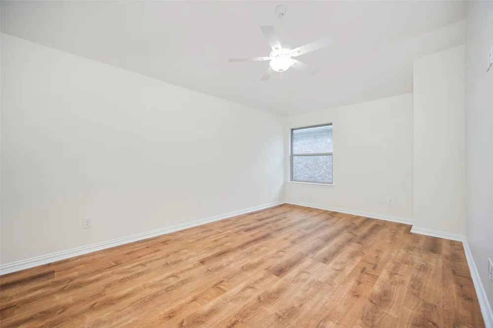 342 Manchester Drive Roanoke, TX 76262