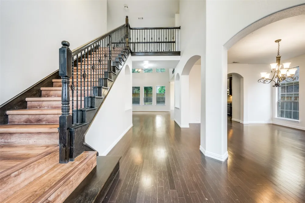 342 Manchester Drive Roanoke, TX 76262