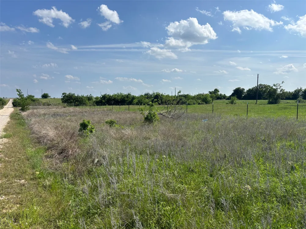 5 Titus Lane Bertram, TX 78605