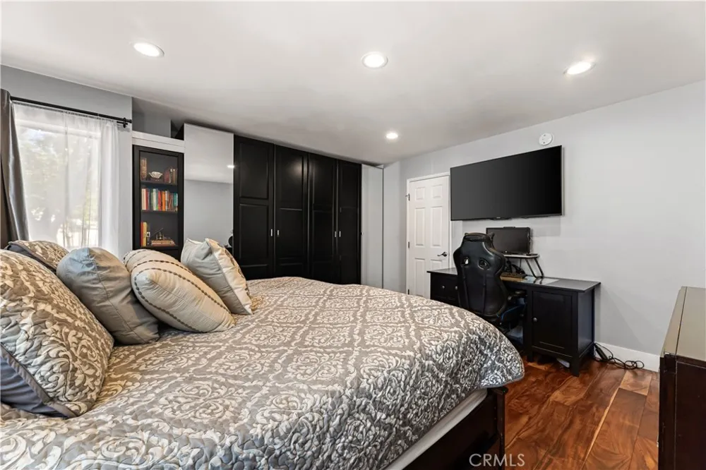 10550 Sunland #7 Sunland, CA 91040