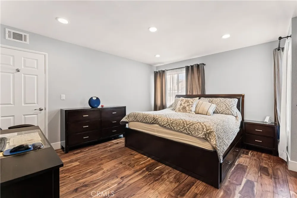 10550 Sunland #7 Sunland, CA 91040