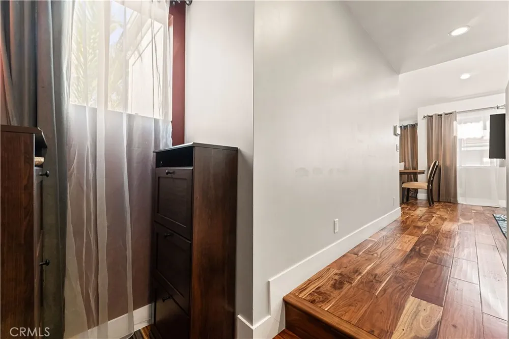 10550 Sunland #7 Sunland, CA 91040