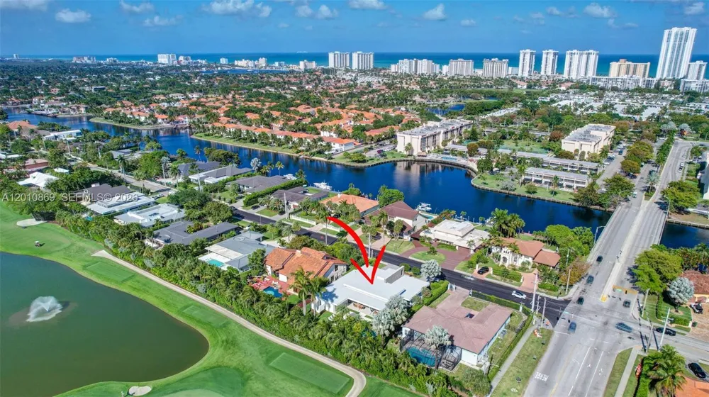 907 Diplomat Pkwy Hallandale Beach, FL 33009