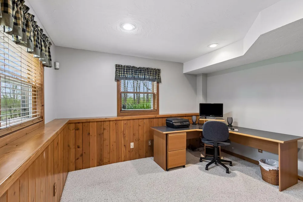1745 1st Avenue SE New Prague, MN 56071