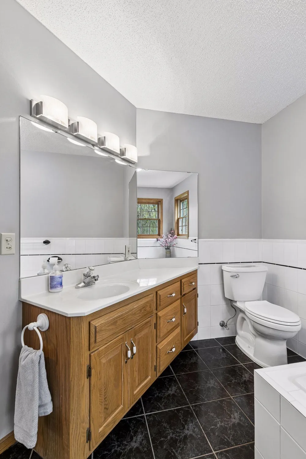 1745 1st Avenue SE New Prague, MN 56071