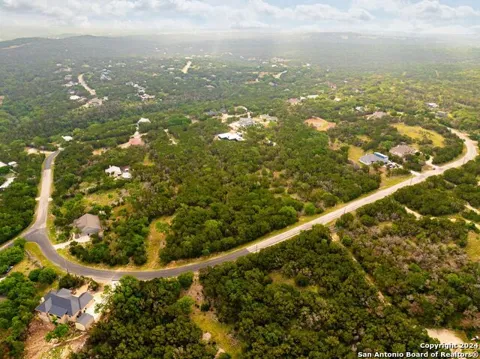 235 Hilltop Rdg