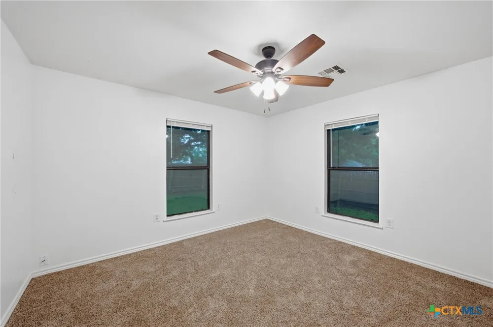 303 Milam Street Rogers, TX 76569