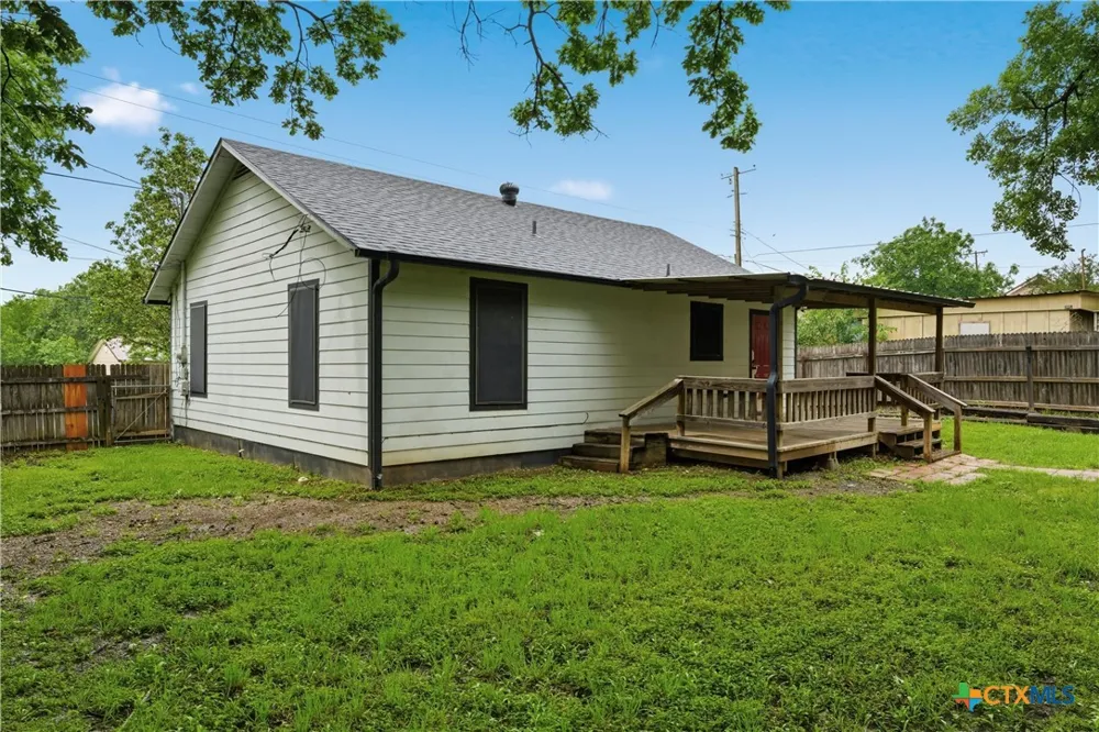 303 Milam Street Rogers, TX 76569