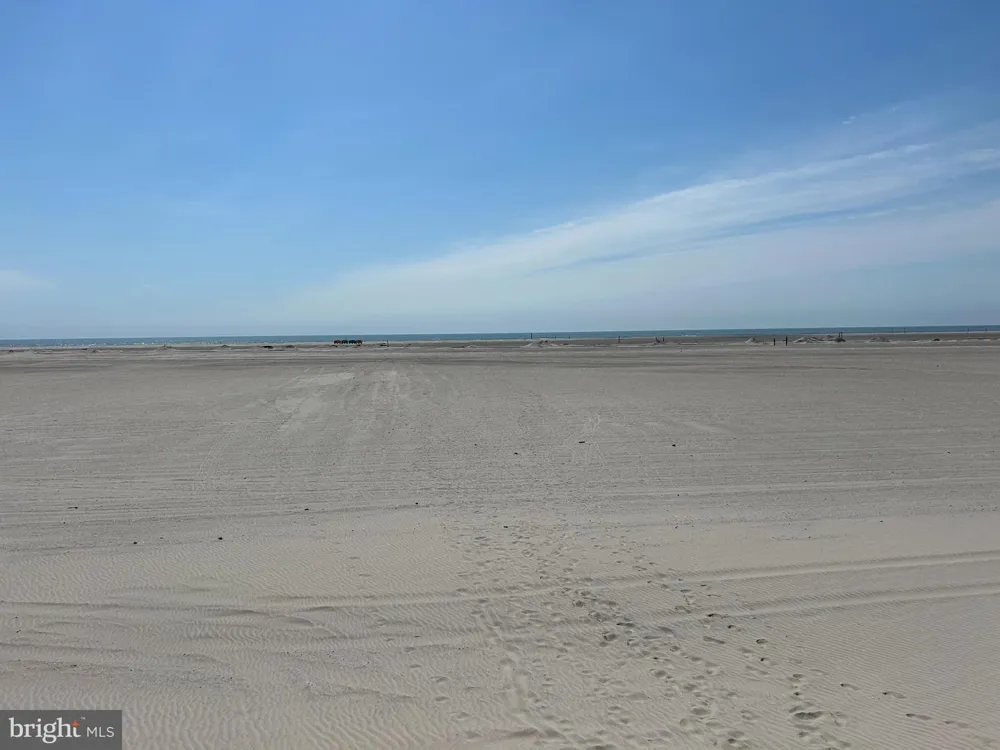 210 E. HAND AVENUE Wildwood, NJ 08260