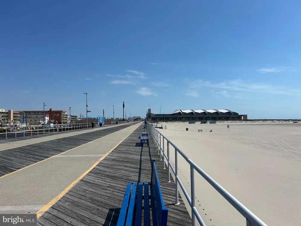 210 E. HAND AVENUE Wildwood, NJ 08260