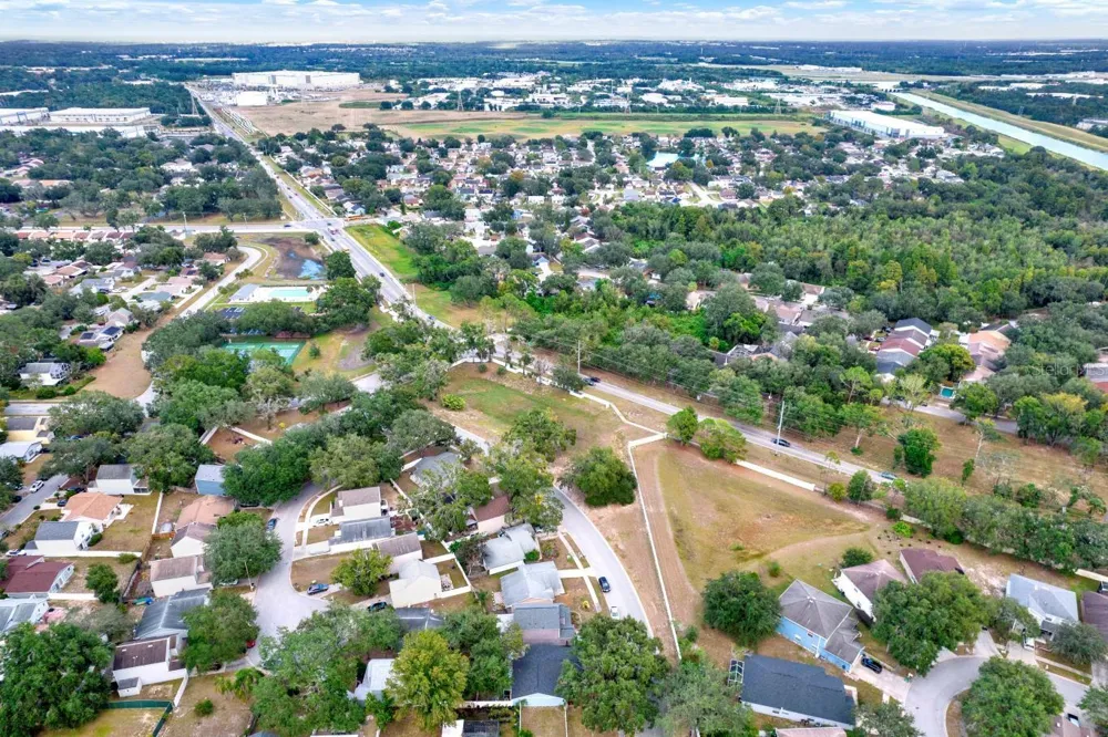7502 GADSDEN DRIVE Temple Terrace, FL 33637
