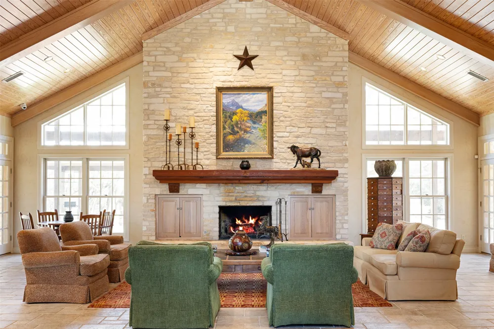 1580 County Road 377 Caldwell, TX 77836