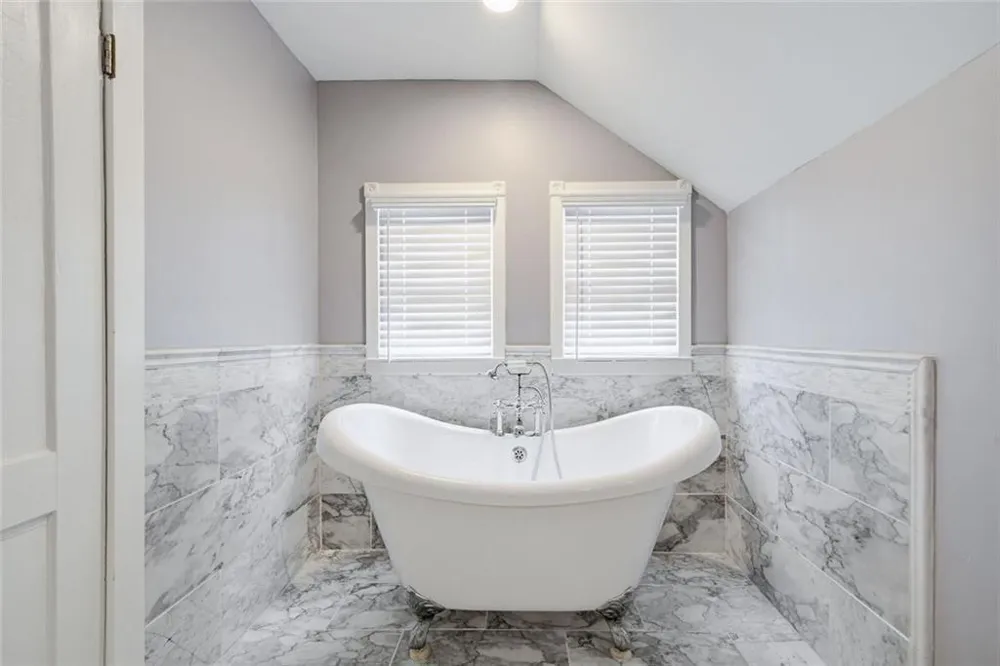 570 East Avenue NE Atlanta, GA 30312