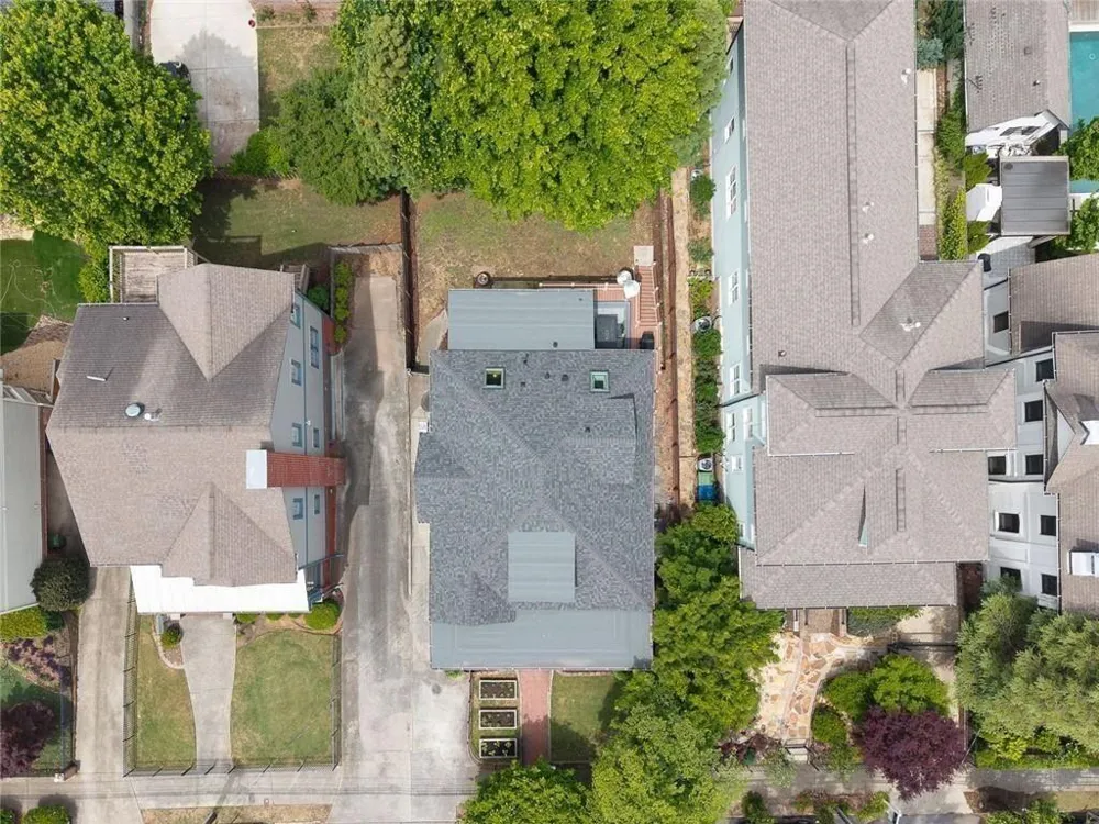 570 East Avenue NE Atlanta, GA 30312