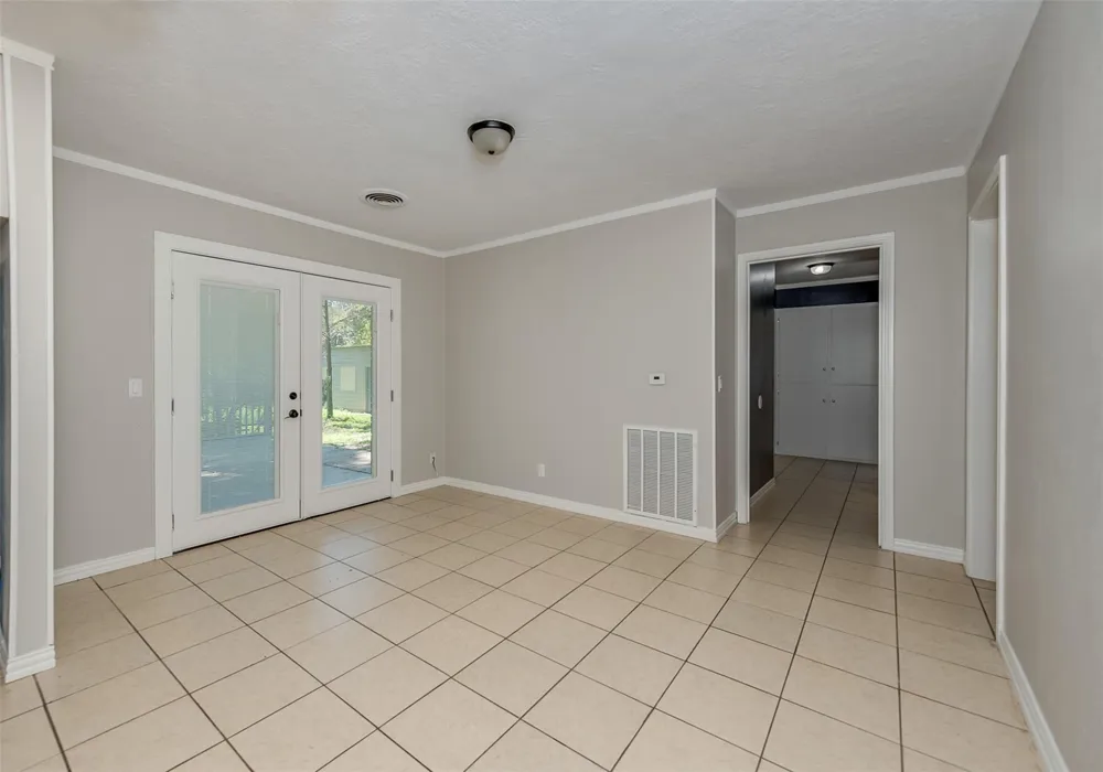 504 Redbud Street Caldwell, TX 77836