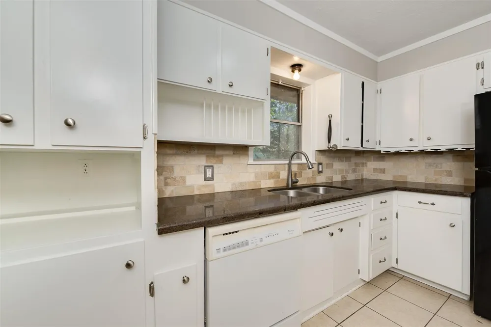 504 Redbud Street Caldwell, TX 77836