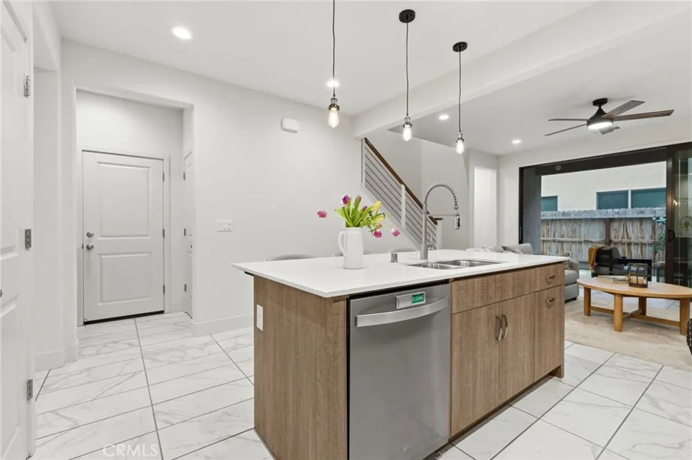 3345 W Florence Visalia, CA 93277