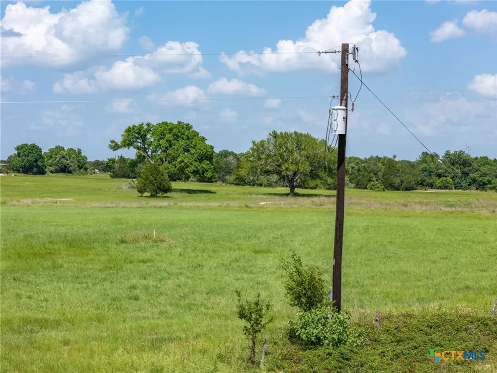 1500 County Road 481 Thrall, TX 76578