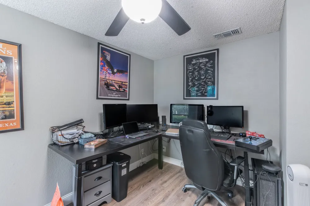 1901 Cloisters Drive #914 Arlington, TX 76011