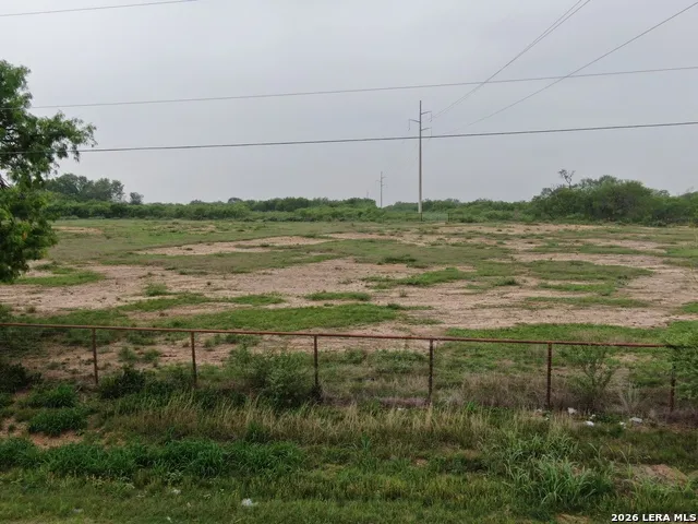 00 Briggs Somerset, TX 78069