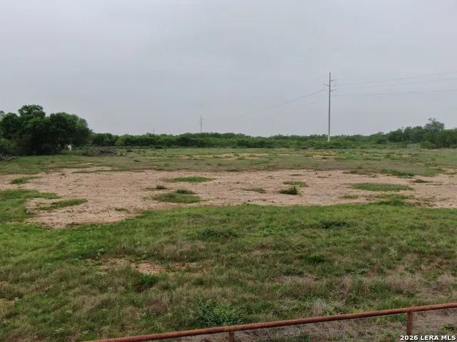00 Briggs Somerset, TX 78069