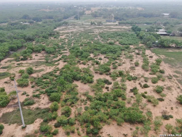 00 Briggs Somerset, TX 78069