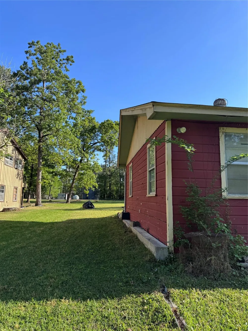 479 County Road Goodrich, TX 77335