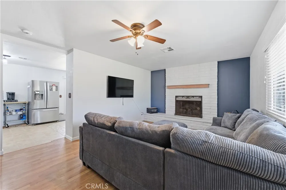 41860 55th W Quartz Hill, CA 93536