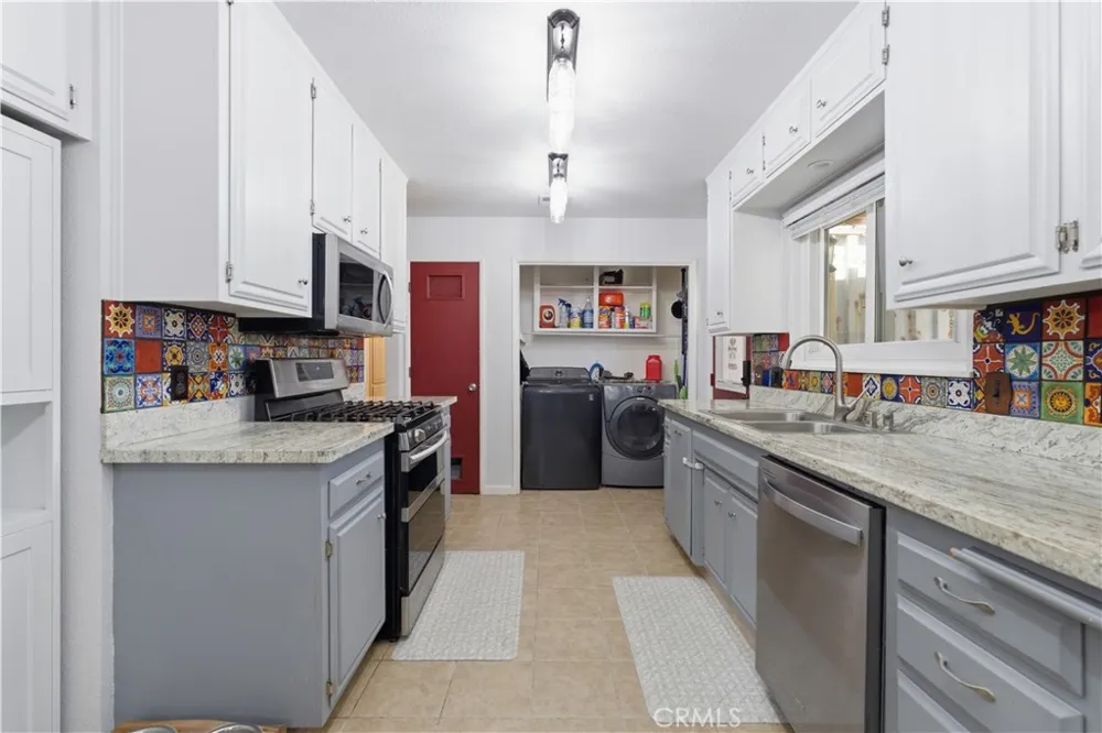41860 55th W Quartz Hill, CA 93536
