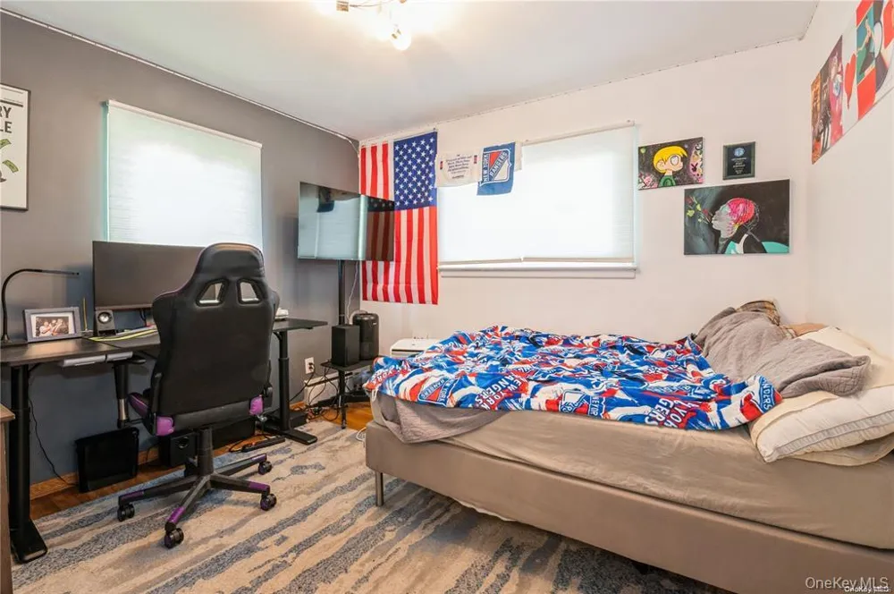 1040 Cedarhurst Street North Woodmere, NY 11581