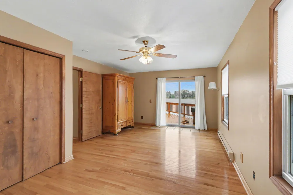 12015 Oakridge Road Plainwell, MI 49080