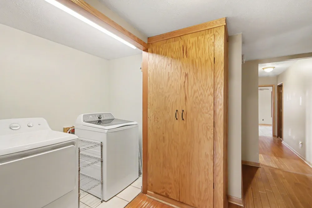 12015 Oakridge Road Plainwell, MI 49080