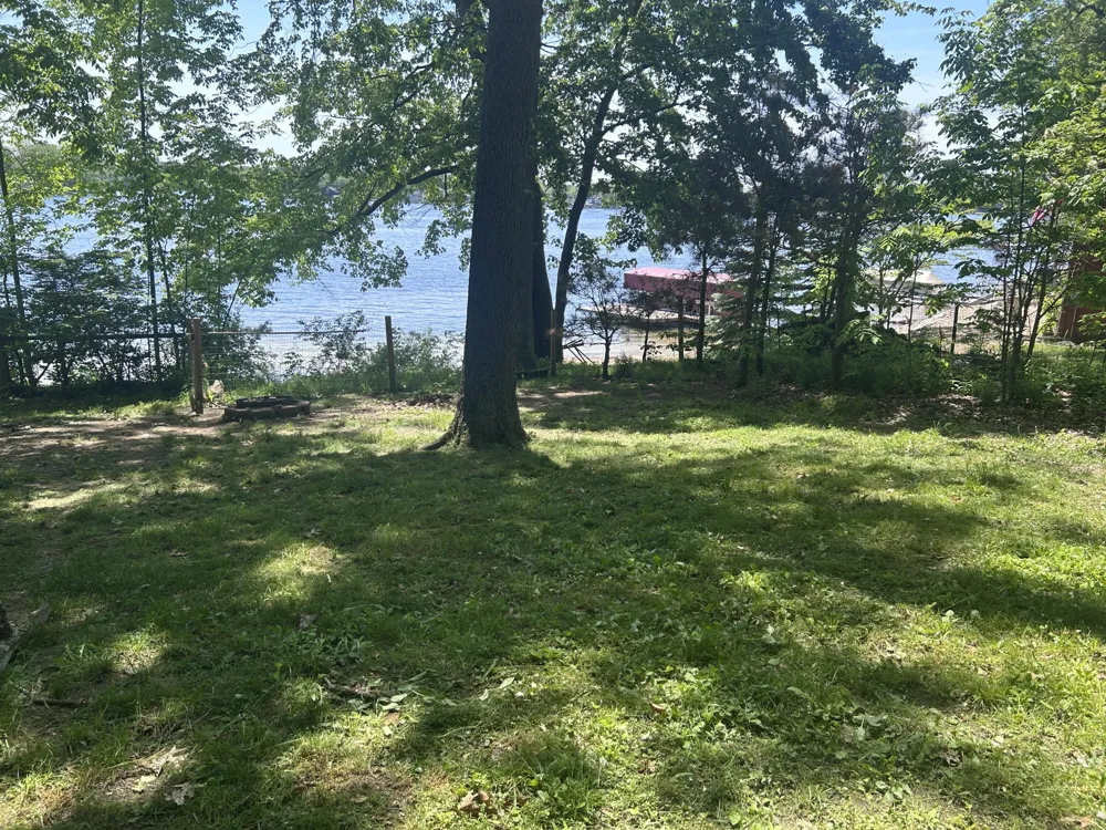 12015 Oakridge Road Plainwell, MI 49080