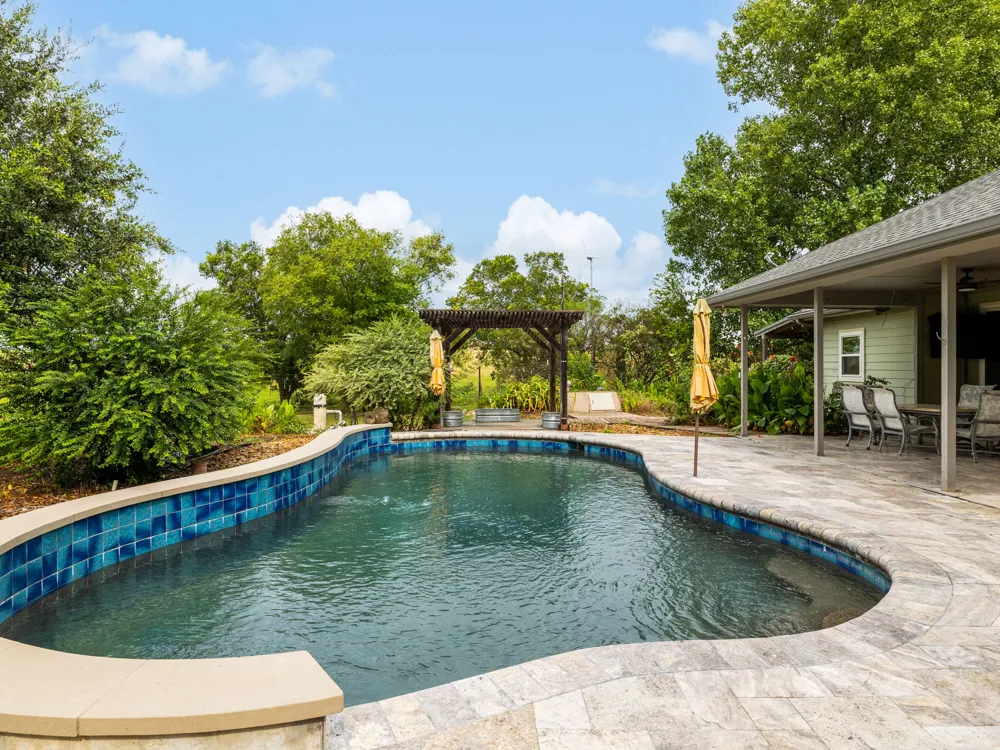 250 County Rd. 323 Bartlett, TX 76511