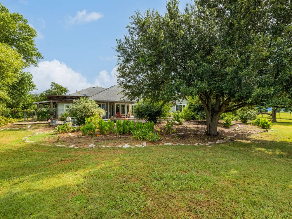 250 County Rd. 323 Bartlett, TX 76511