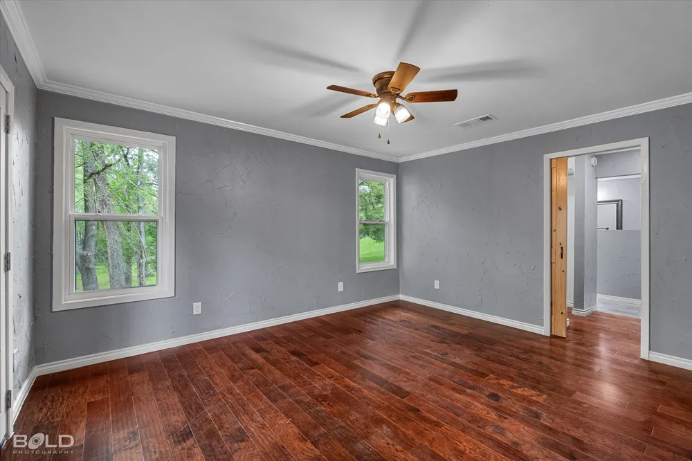 10945 Ferry Lake Road Oil City, LA 71061
