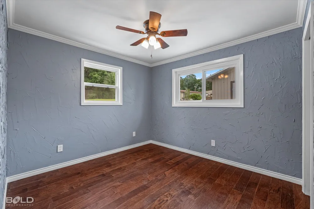 10945 Ferry Lake Road Oil City, LA 71061
