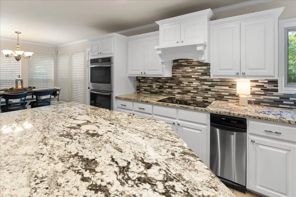 1408 E Lake Drive Gladewater, TX 75657
