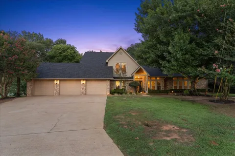 1408 E Lake Drive