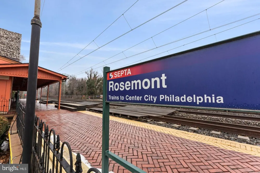 1030 E LANCASTER AVE #711 Bryn Mawr, PA 19010