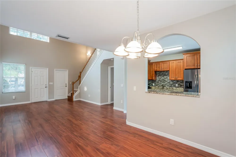 1011 LAKE SHORE RANCH DRIVE Seffner, FL 33584