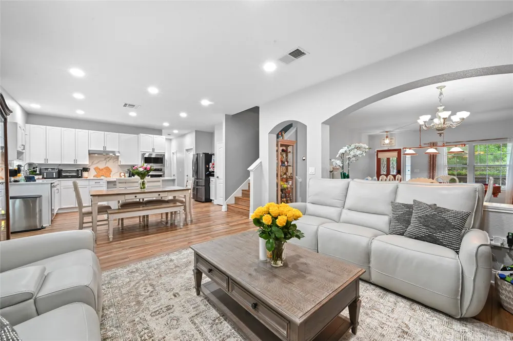 5604 Beachmont Court Austin, TX 78739